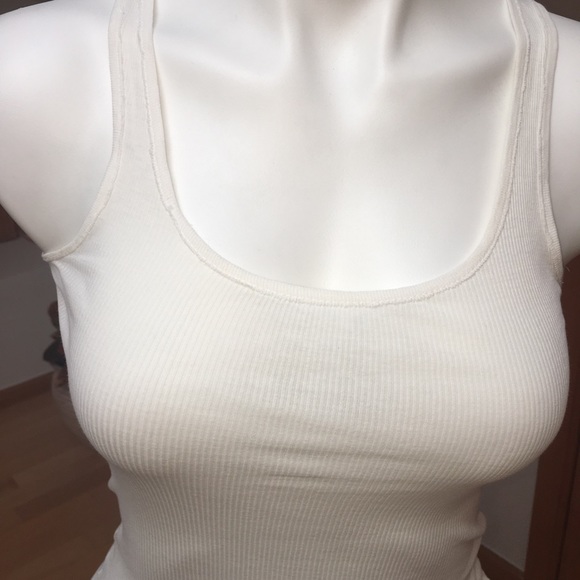 Hollister Tops - Hollister white tank top